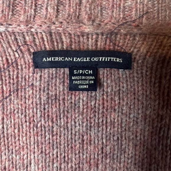 American Eagle Outfitters Purple‎ Cable Knit Front Pocket Cardigan Sz Small - Picture 6 of 6